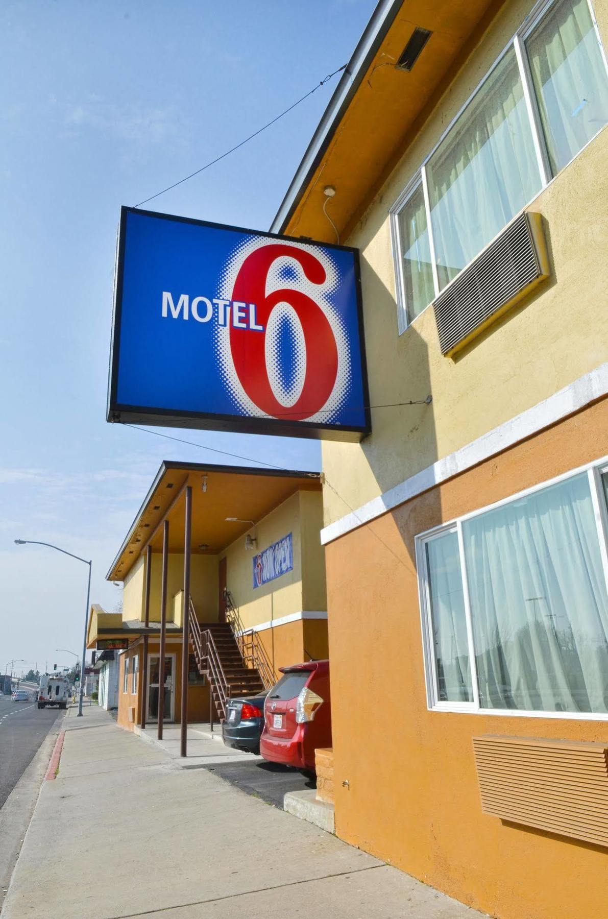 Motel 6-Modesto, Ca - Downtown Exterior photo